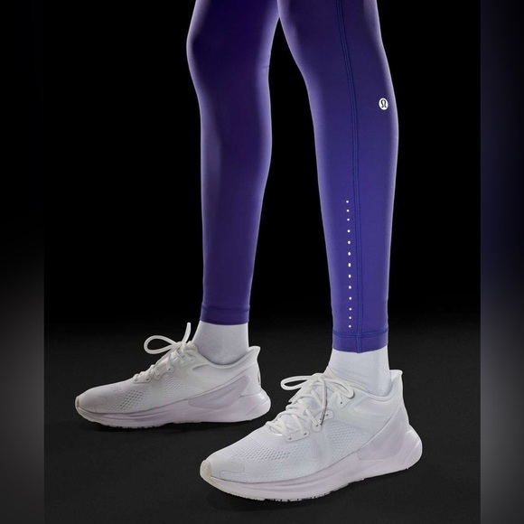 Lululemon Swift Speed High-Rise Tight 28", Charged Indigo, Size 2 - Picture 6 of 13